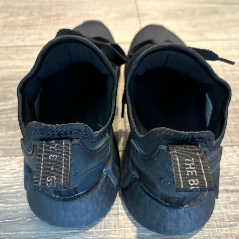 Adidas NMD_R1 SHOES - Picture 4 of 5